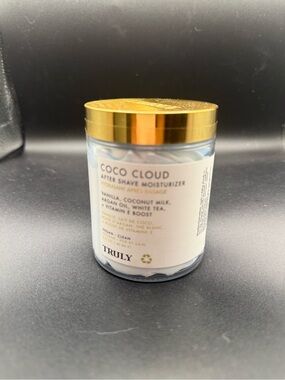 TRULY Coco Cloud After Shave Moisturizer - Light Blue & Gold